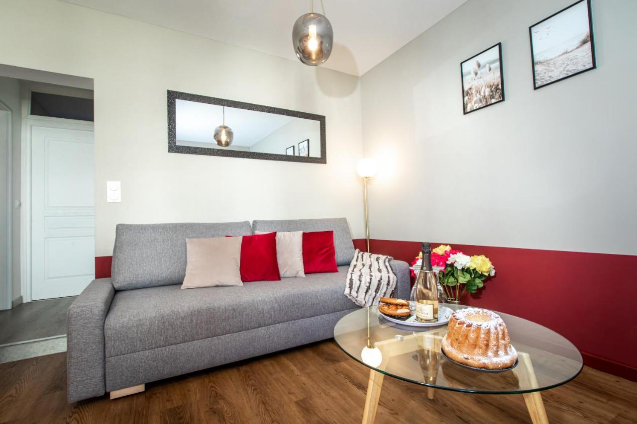 Le Red St Leon : Lit Queen Size * Wifi * Ideal Couple Кольмар Екстер'єр фото