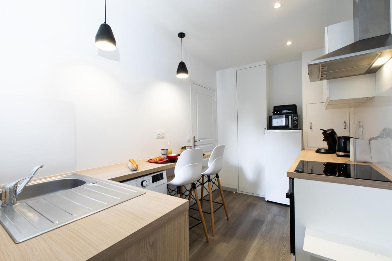 Le Red St Leon : Lit Queen Size * Wifi * Ideal Couple Кольмар Екстер'єр фото